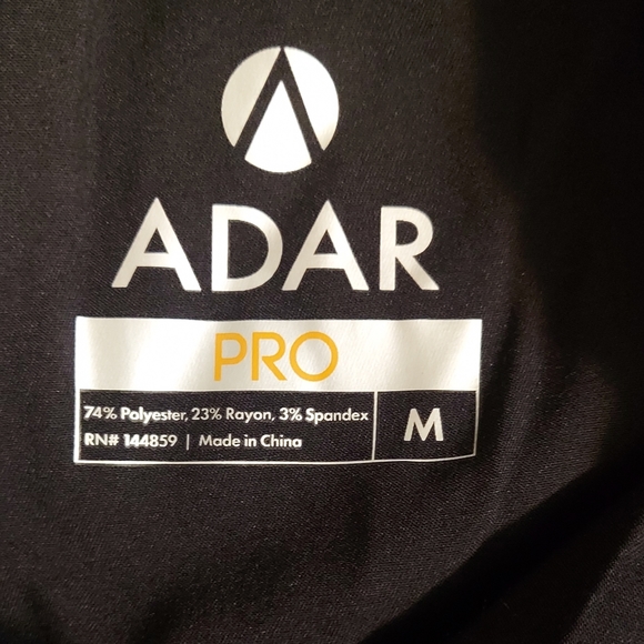 Adar Pro Scrub Pant Med. Petite in great condition (2 identical pairs) - Picture 6 of 8